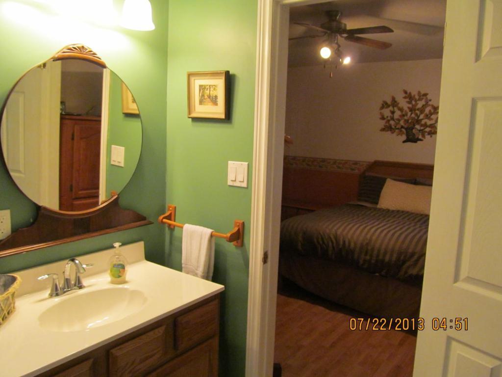 Twin Pines Bed And Breakfast Peterborough Quarto foto